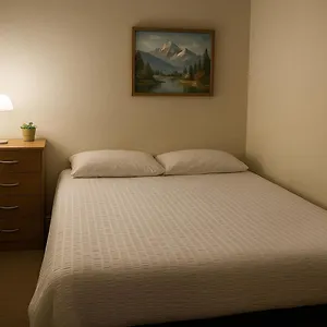 Apartment Comfy 2 Bedroom Flat Near City Center, Edinburgh